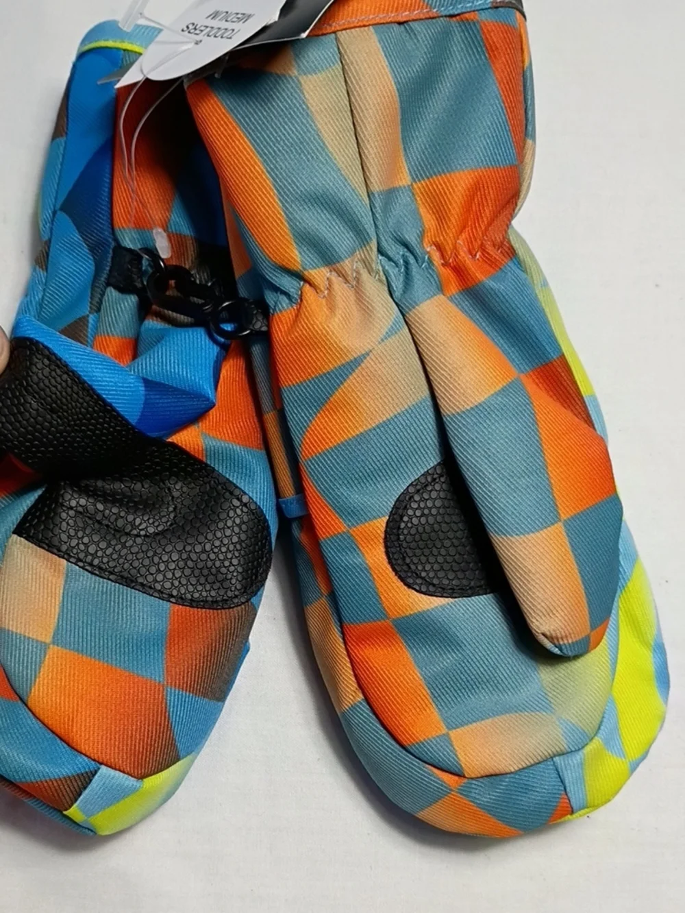 NWT Boulder Gear Toddler Boys Medium Flurry Summer Camp Mittens Winter